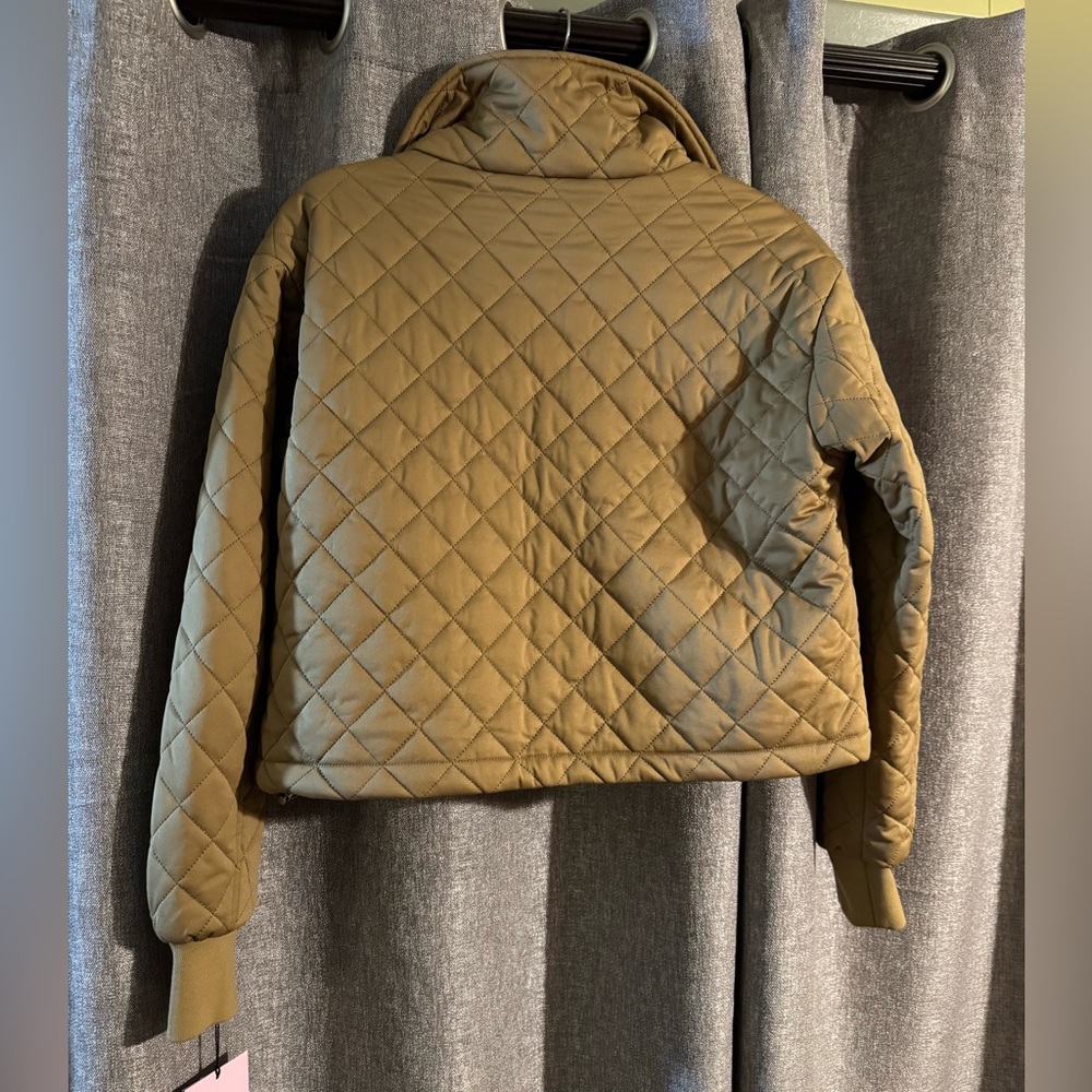 Avec Les Filles Quilted Crop Jacket - Picture 8 of 14